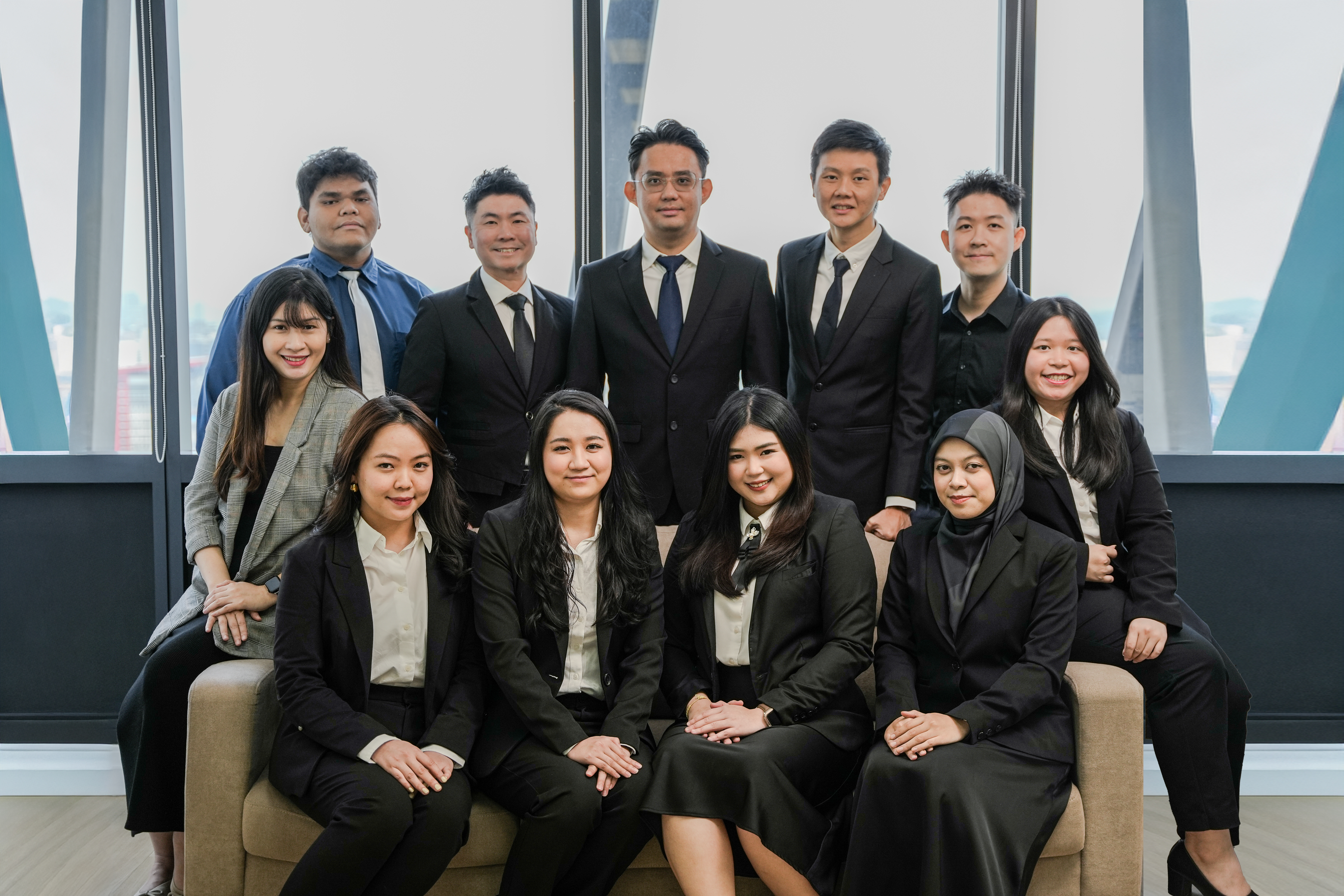 Jim Neoh & Ik Legal Team